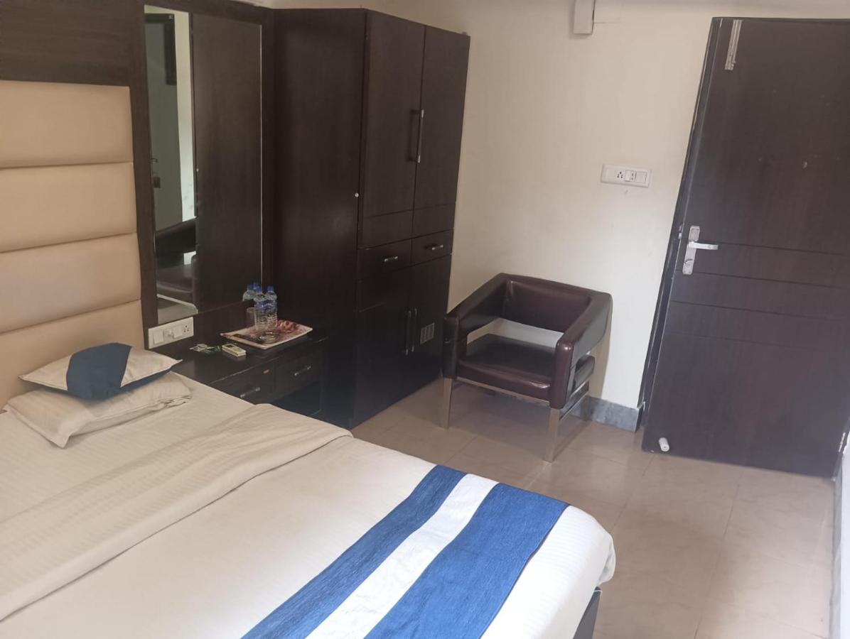 Hotel Presidency Inn Колката Екстер'єр фото